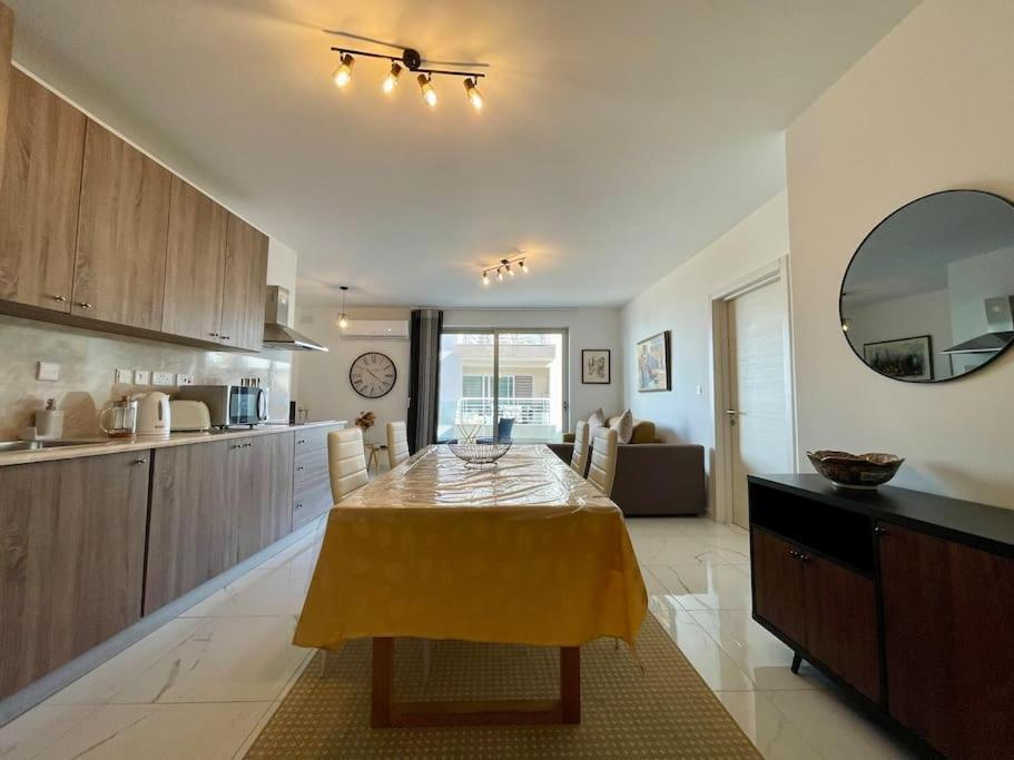 2Br Comfort Apartment Bugibba By Holi San Pawl il-Baħar Zewnętrze zdjęcie